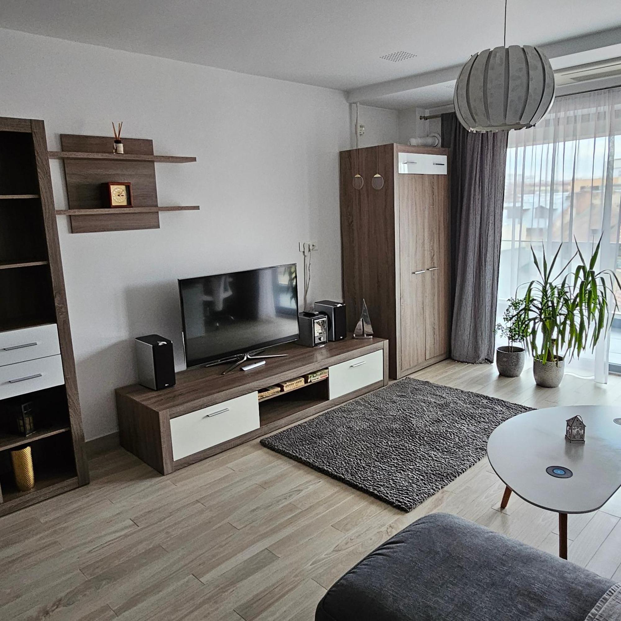 Central District Cuza 99 Apartment Bucureşti Ngoại thất bức ảnh